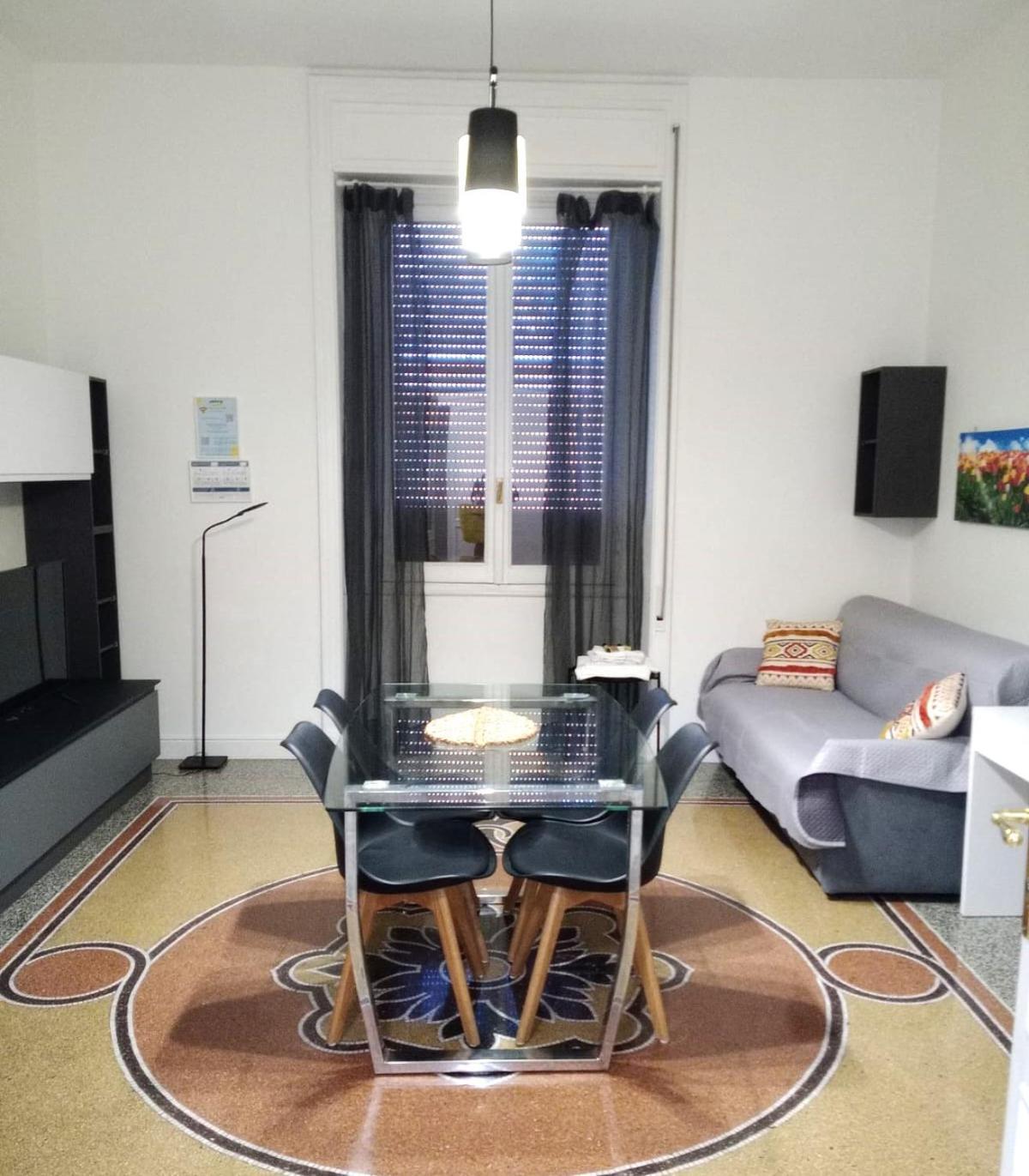 Joivy Elegant 1-Bedroom Flat Near Spianata Castelletto 热那亚 外观 照片